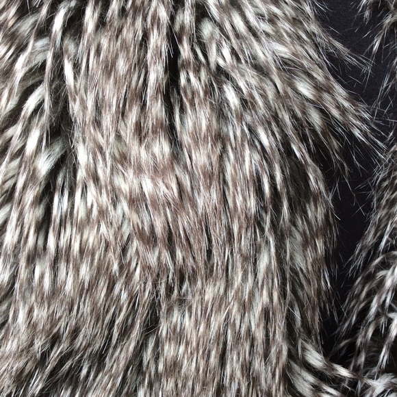 Guess Vest - Picture 3 of 7